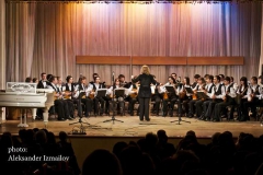 orkestr_narodnyh_instrumentov_na_scene_tvorcheskogo_centra_1